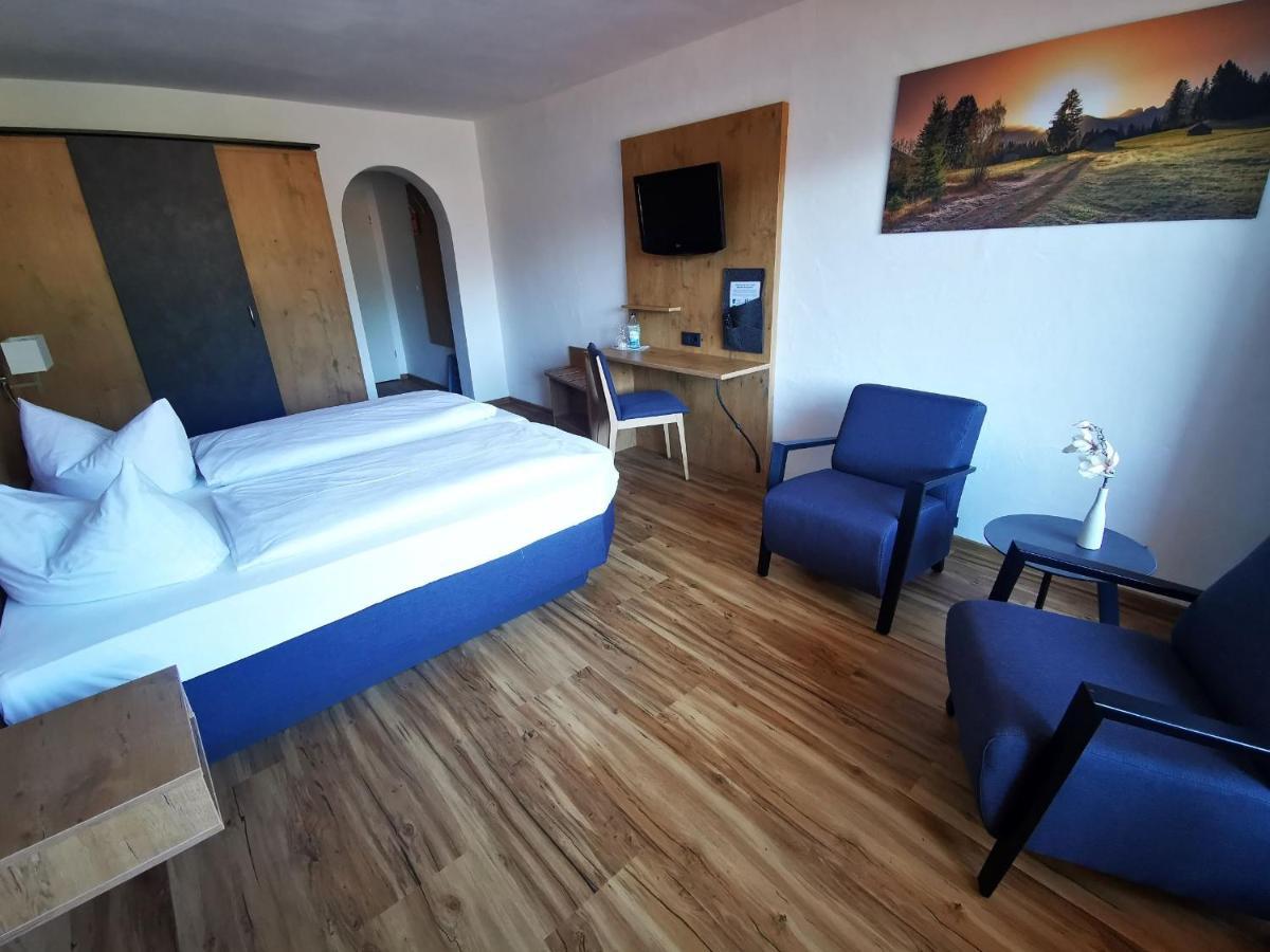 Gasthof & Hotel Zur Post Wallgau Extérieur photo